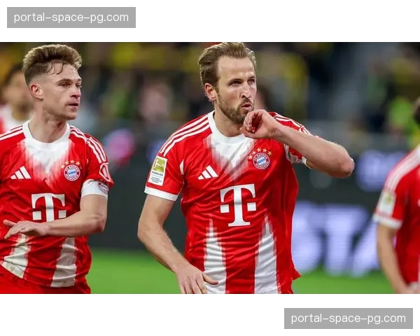 拜仁夺冠之战战术复盘：4-2逆转斯图加特中的攻防转换节点